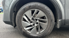 Nissan Qashqai 1.3 DiG-T MH Acenta Premium 5dr Petrol Hatchback